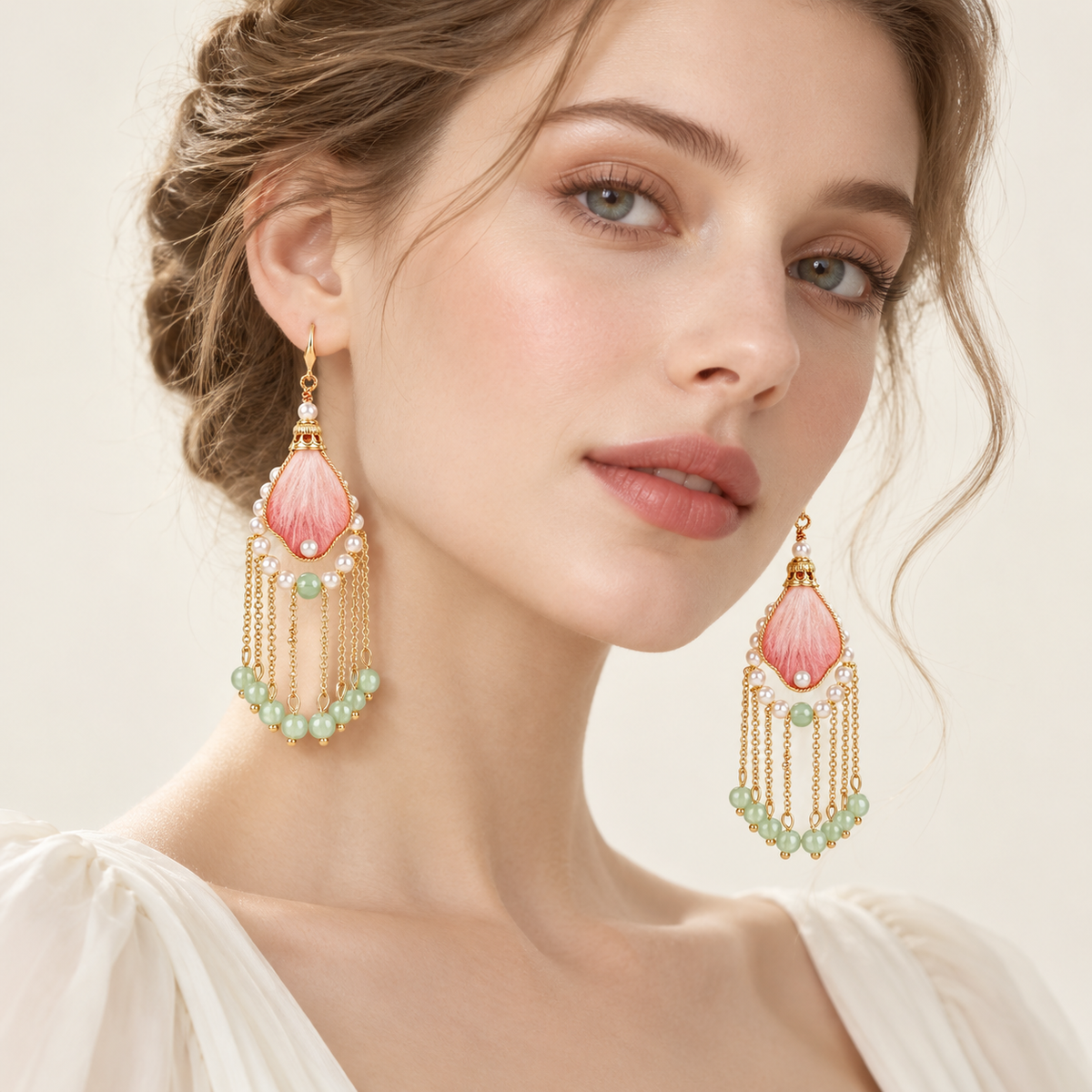Yaochi Immortal silk Ronghua drop earrings lifestyle display