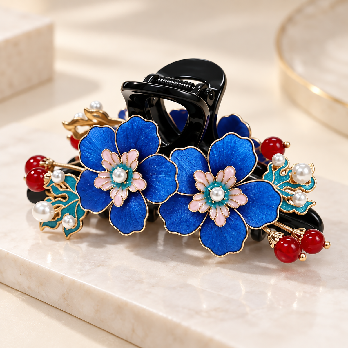Twin blue blossom mulberry-silk Ronghua claw hair clip on marble