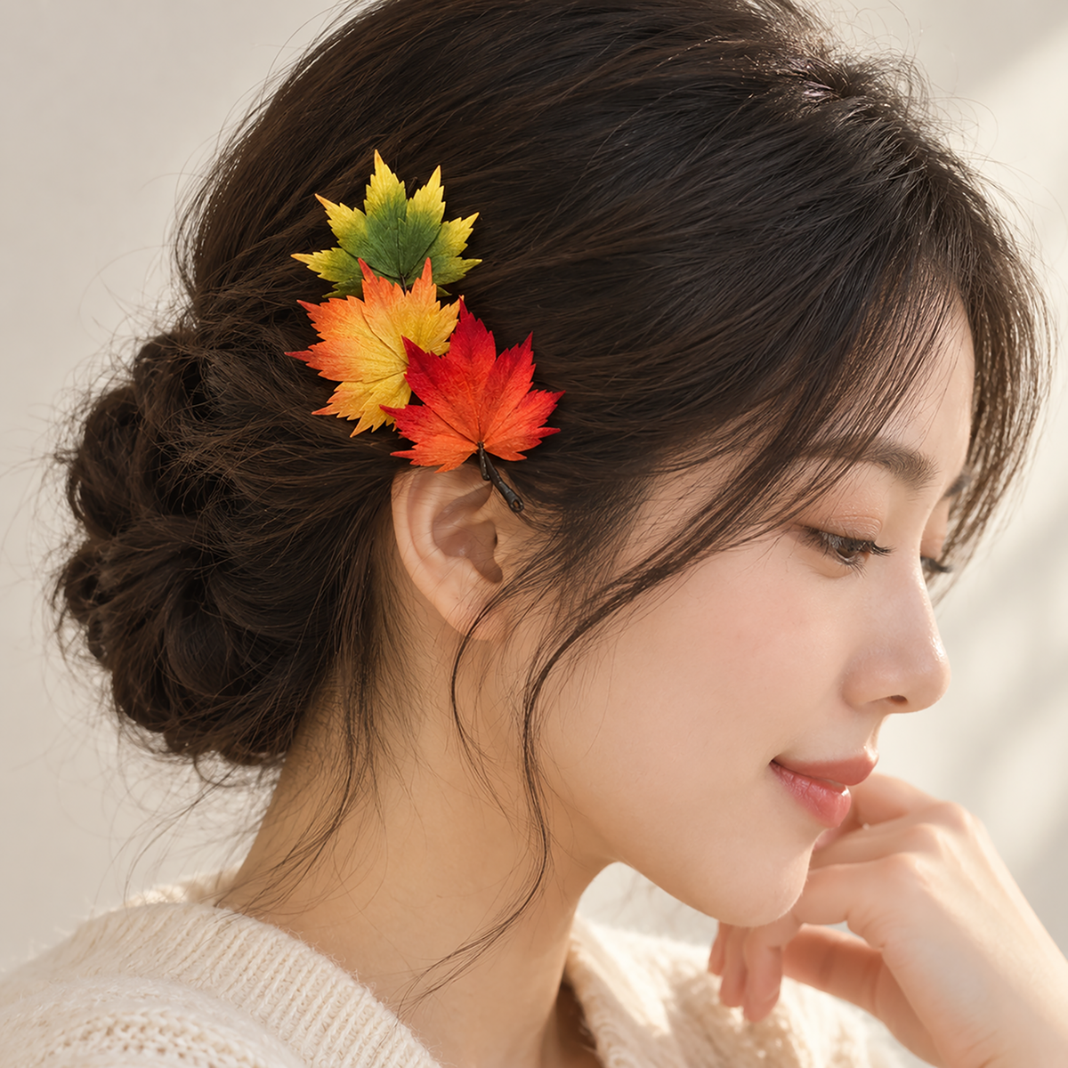 Qiufeng gradient maple leaf Ronghua hair clip worn at the side of the hair