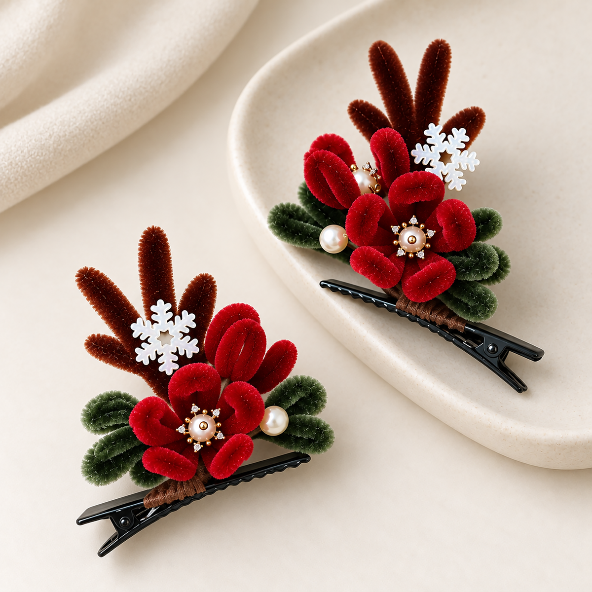 Christmas mulberry-silk Ronghua hair clip alternate view
