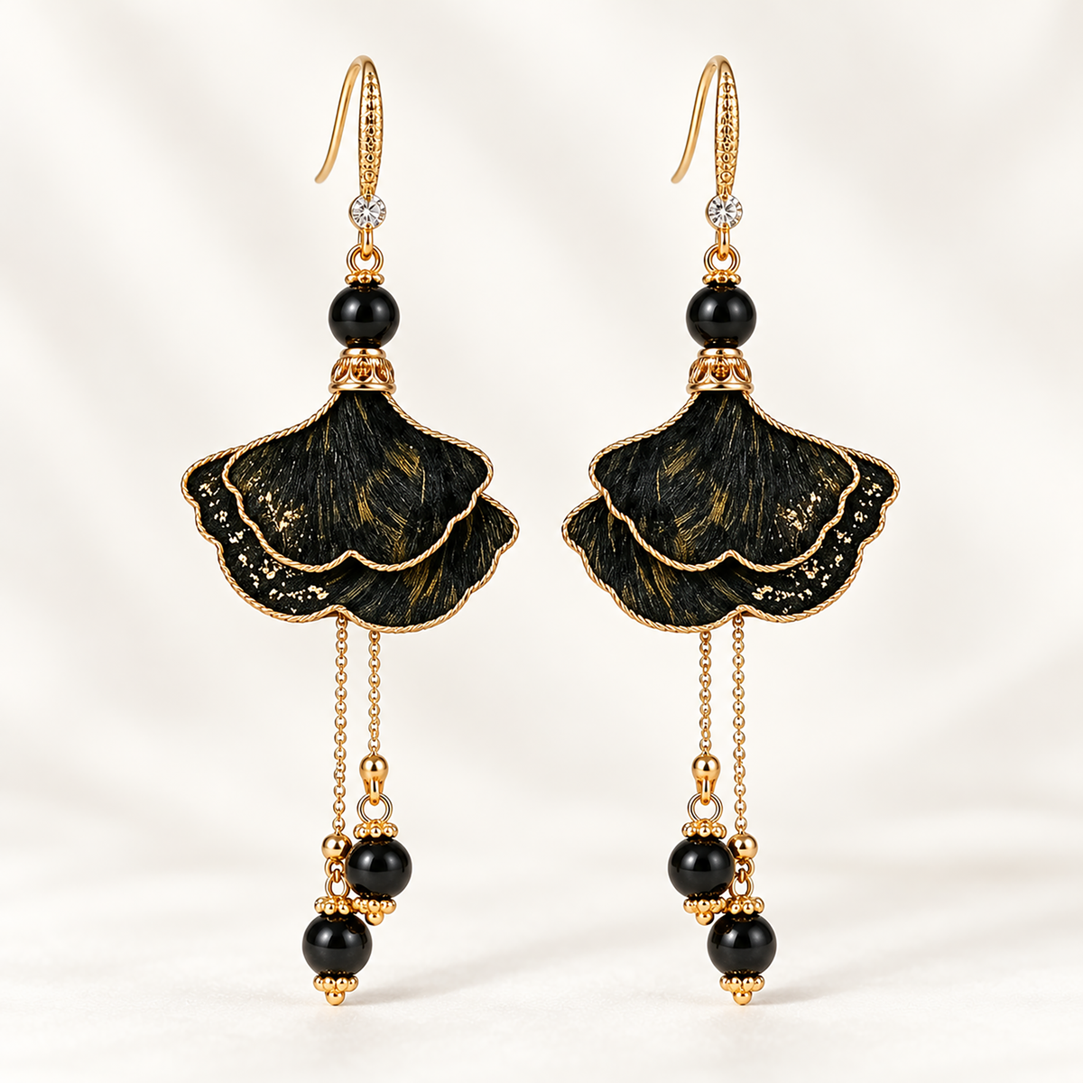 Ink-dyed ginkgo silk Ronghua earrings with fishhook wires