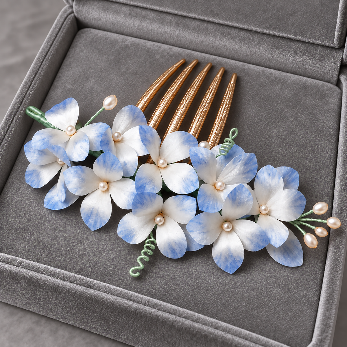 Blue hydrangea Ronghua hair comb in a grey gift box