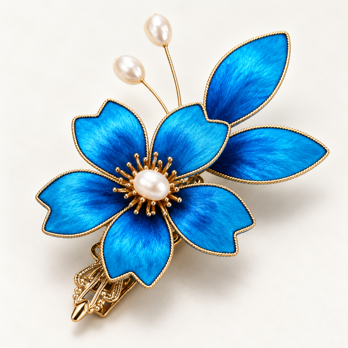 Blue Begonia Ronghua hair clip close-up of petals and stamen centre