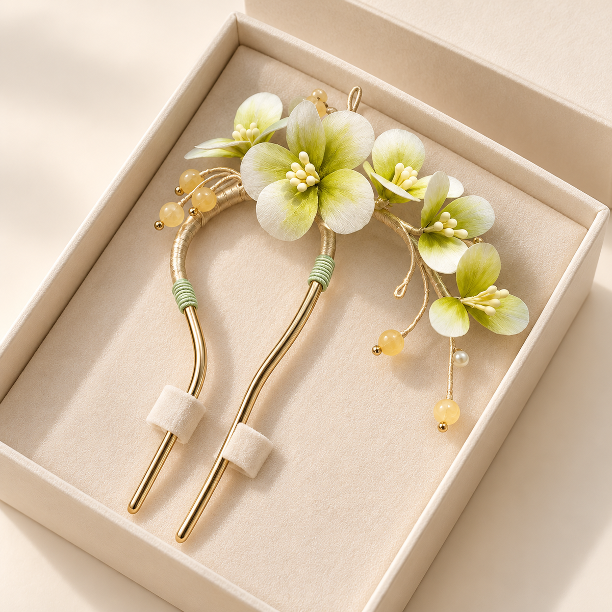 Weiyu Haitang hair stick in a gift box