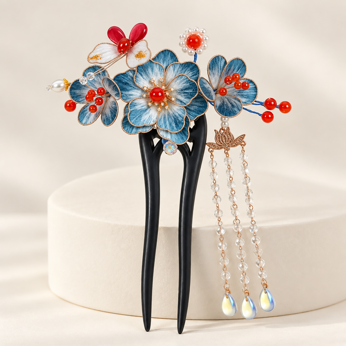 Blue blossom Ronghua tassel hairpin standing on an ivory pedestal