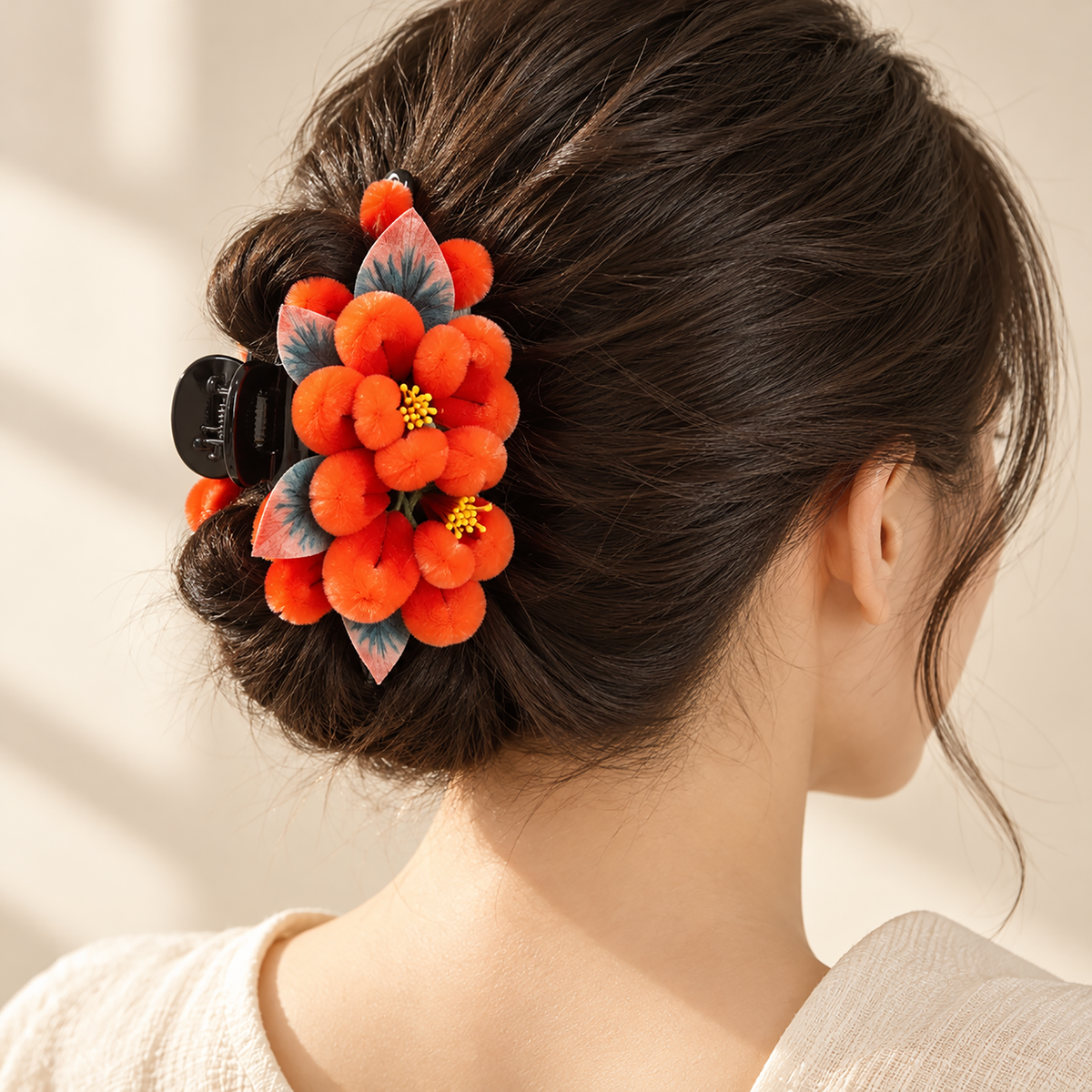 Orange mulberry-silk Ronghua claw clip with teal leaves