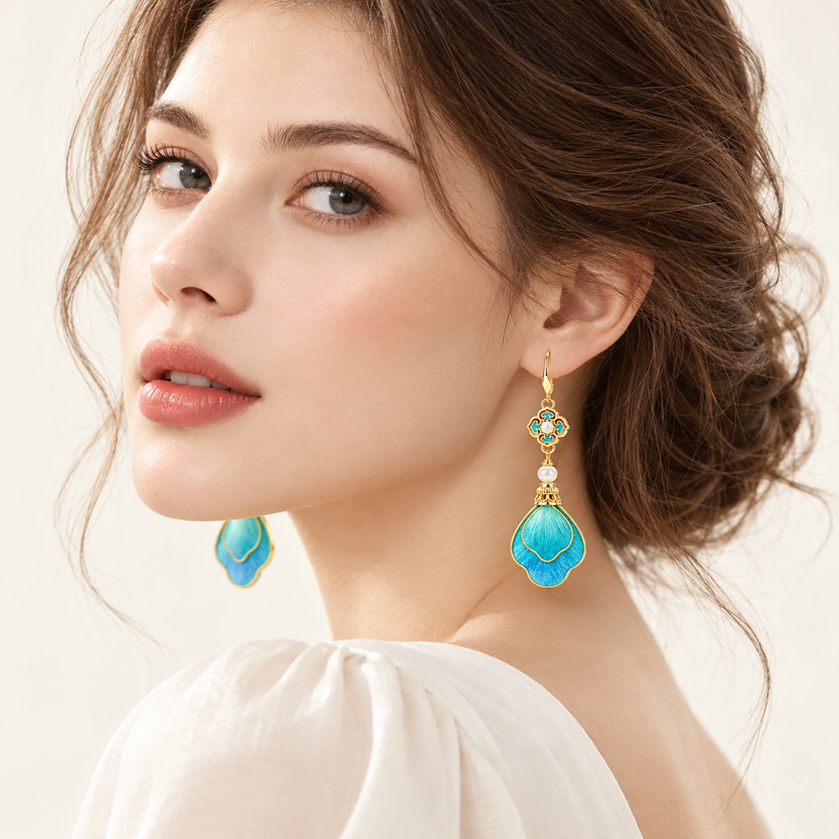 Distant Mountains Ronghua drop earrings close-up