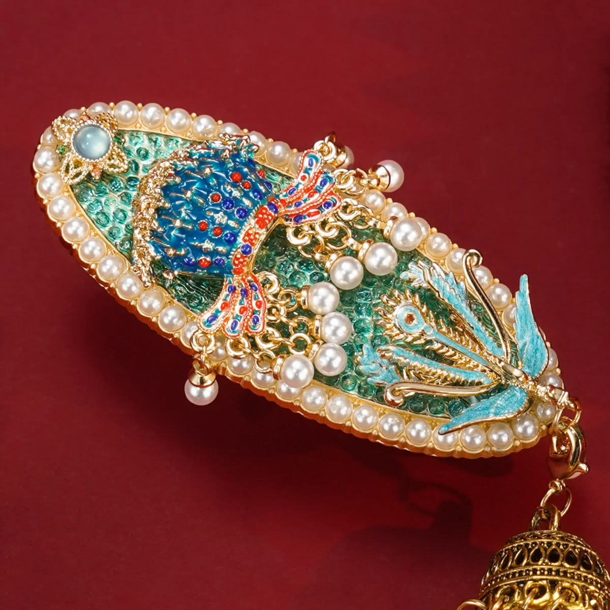 Nine Dragons and Nine Phoenixes Hair Clip detail view