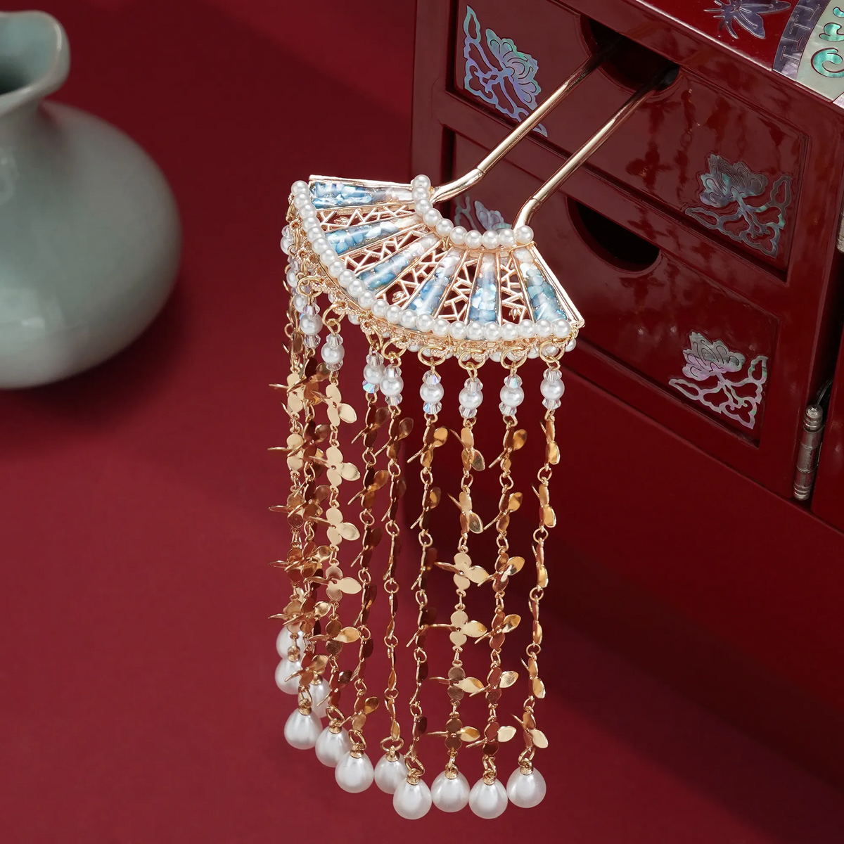 Yaoguang Fan Tassel Hairpin worn in the hair
